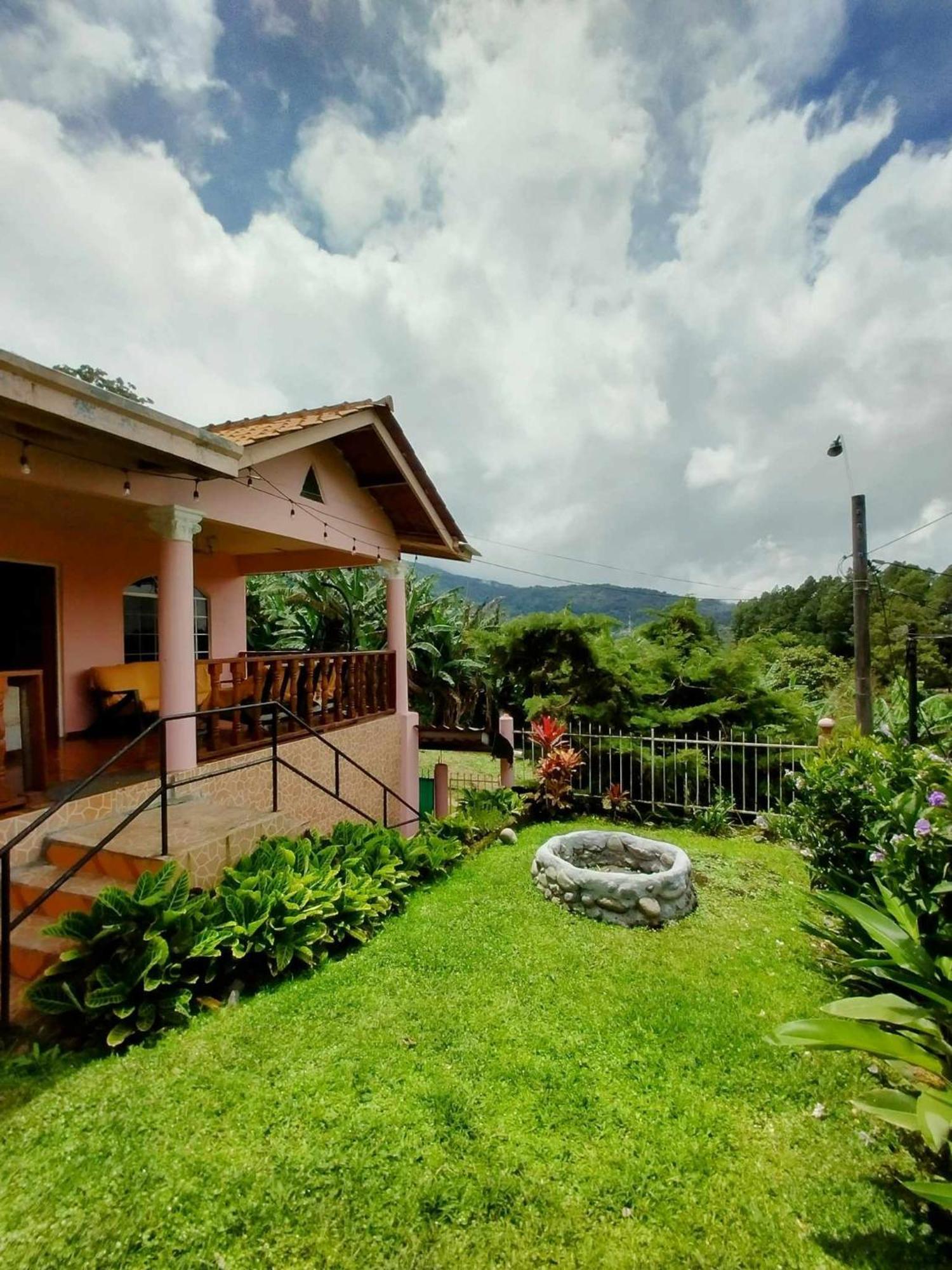 Agartha Mountain Retreat Hostel Boquete Exterior photo